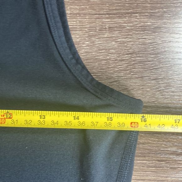 Bundle of 3 Lucy Active Tops Gray & Black 2 Med 1 S - Picture 12 of 12